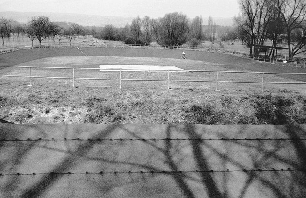 Radrennbahn Burgholzhausen mit Schuppen